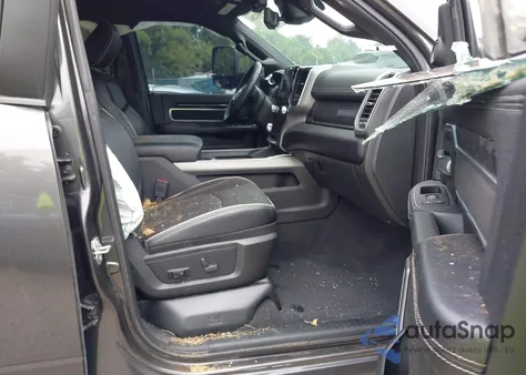 2022 Ram 2500 Laramie 4X4 6'4 Box из США, поврежденный, VIN 3C6UR5FJ4NG430631